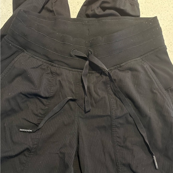 Lululemon Mid Rise Dance Studio - Picture 2 of 3